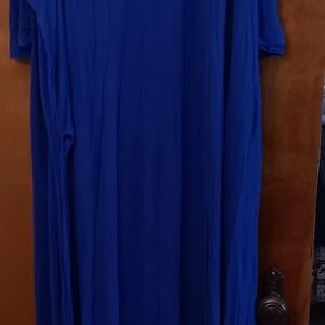 Vibrant Blue Maxi Dress 26/28 Wirh Slits On Both Sides. Can Wear With Leggings